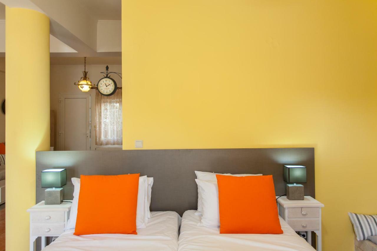 Evelia Apartment Galatás المظهر الخارجي الصورة