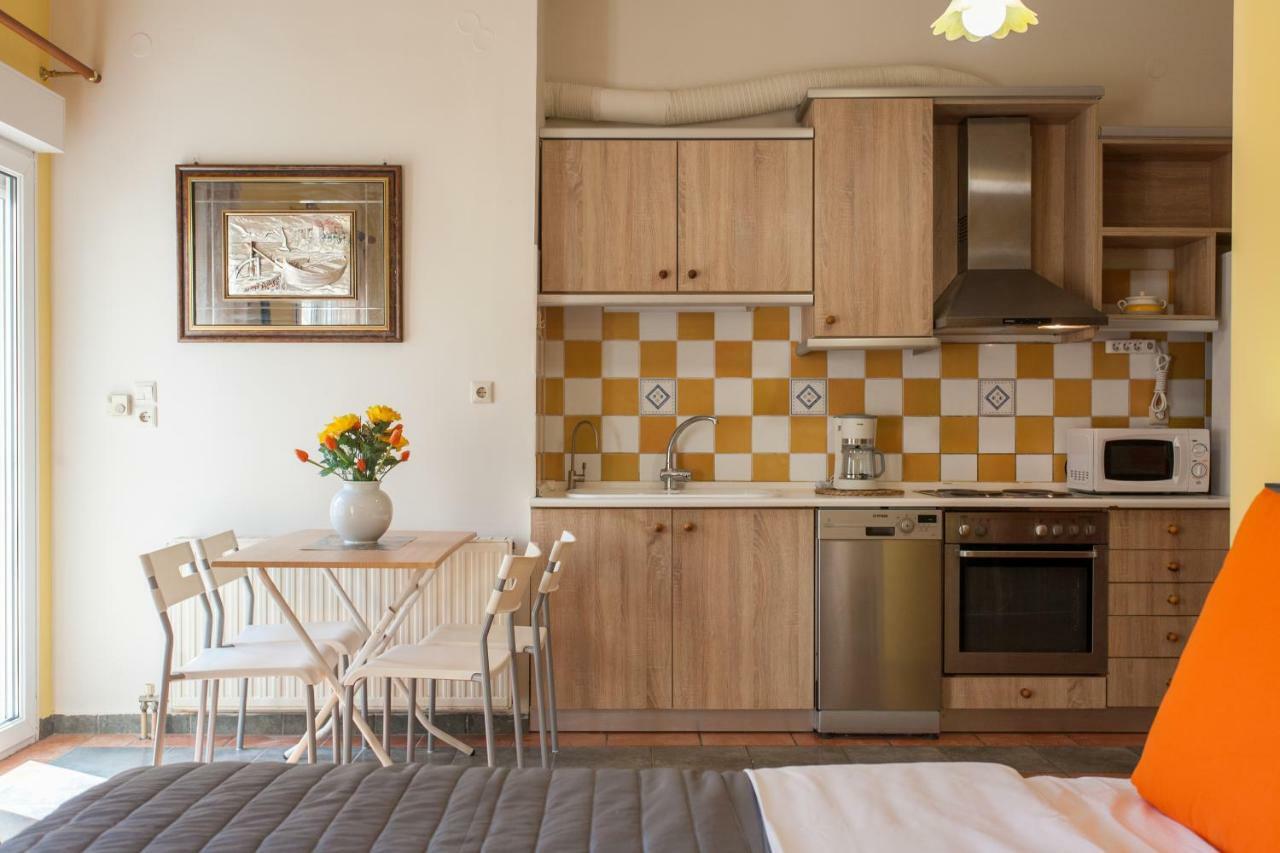 Evelia Apartment Galatás المظهر الخارجي الصورة