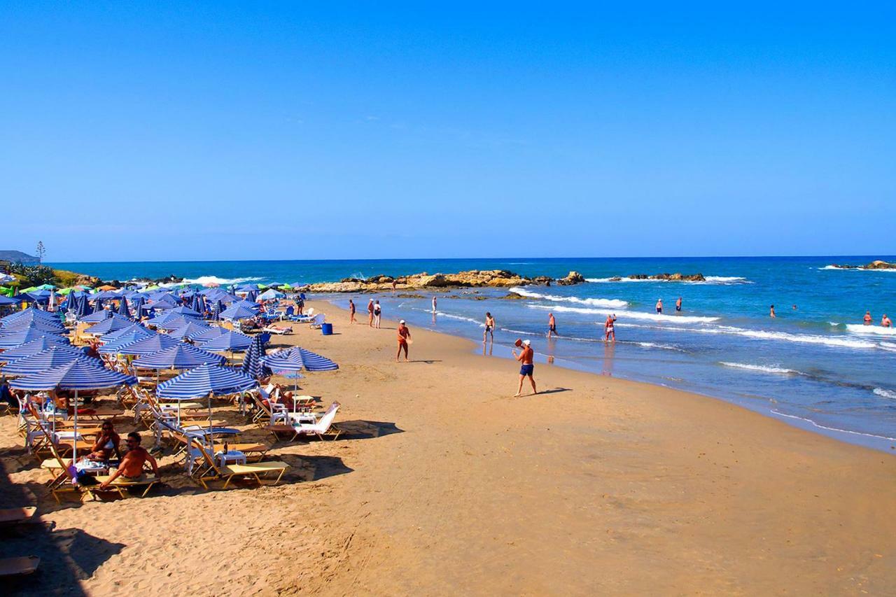 Evelia Apartment Galatás المظهر الخارجي الصورة